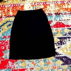 Women’s knee length stretchy skirt